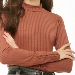 Ribbed Mock Neck Top FOREVER 21
